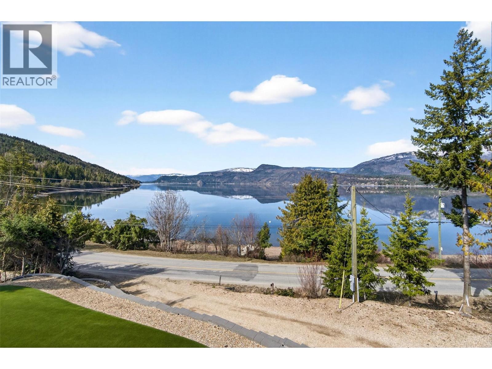 3216 Eagle Bay Road, Eagle Bay