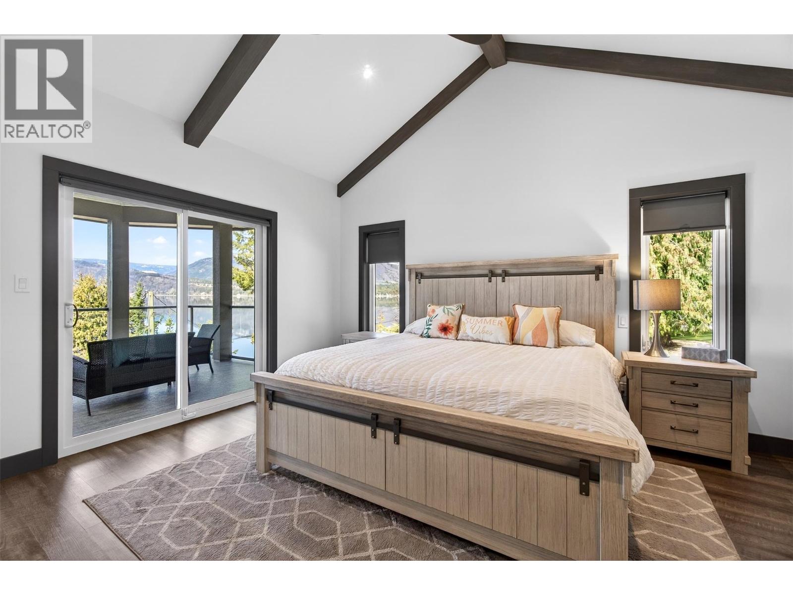 3216 Eagle Bay Road, Eagle Bay