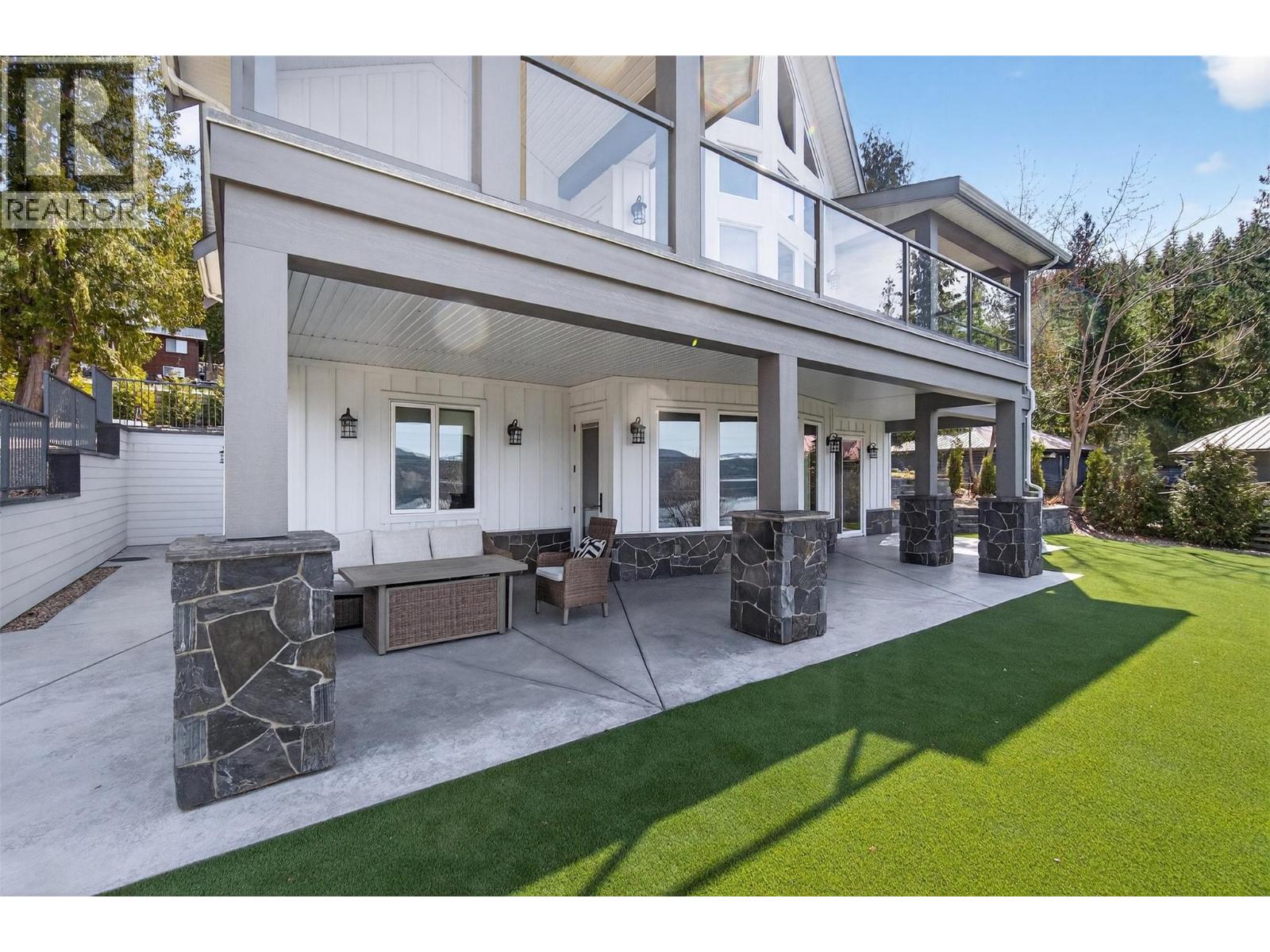 3216 Eagle Bay Road, Eagle Bay