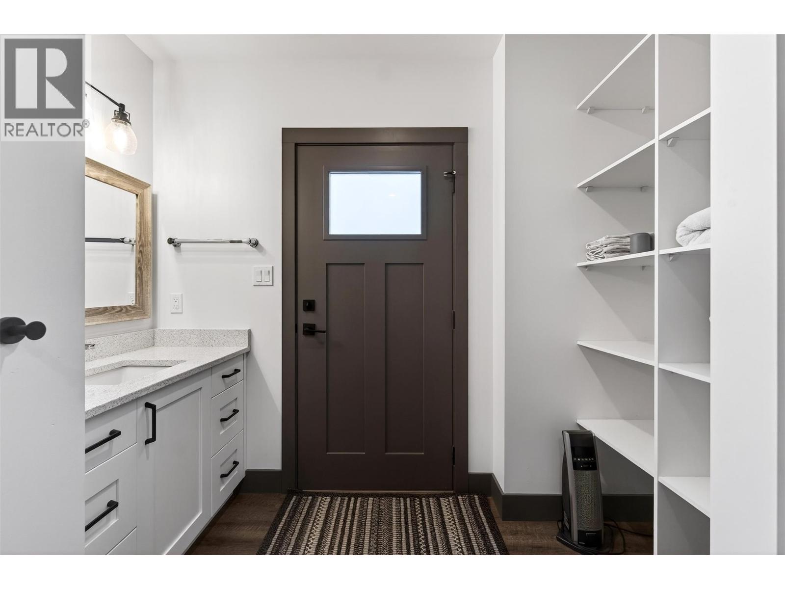 3216 Eagle Bay Road, Eagle Bay