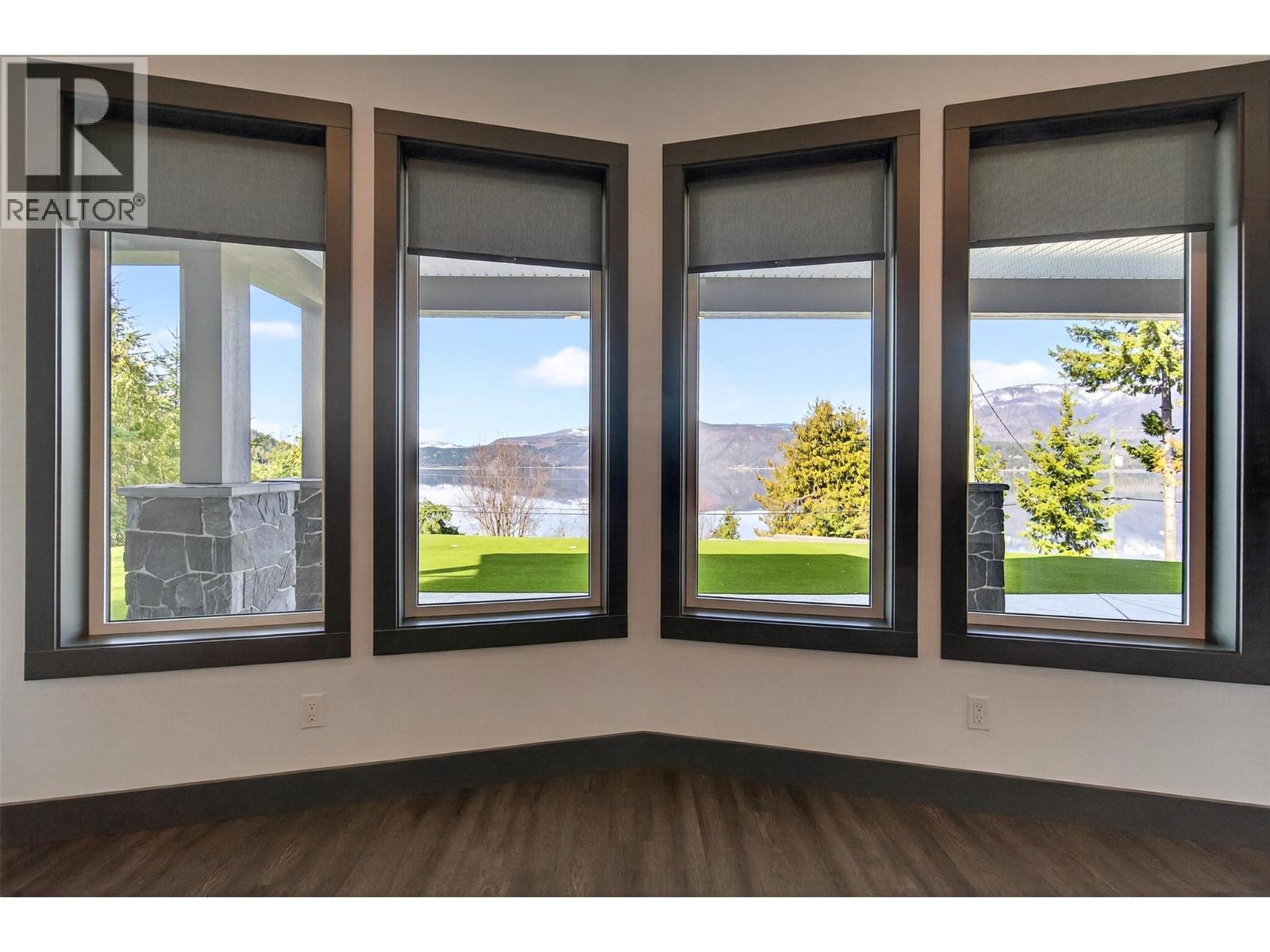 3216 Eagle Bay Road, Eagle Bay