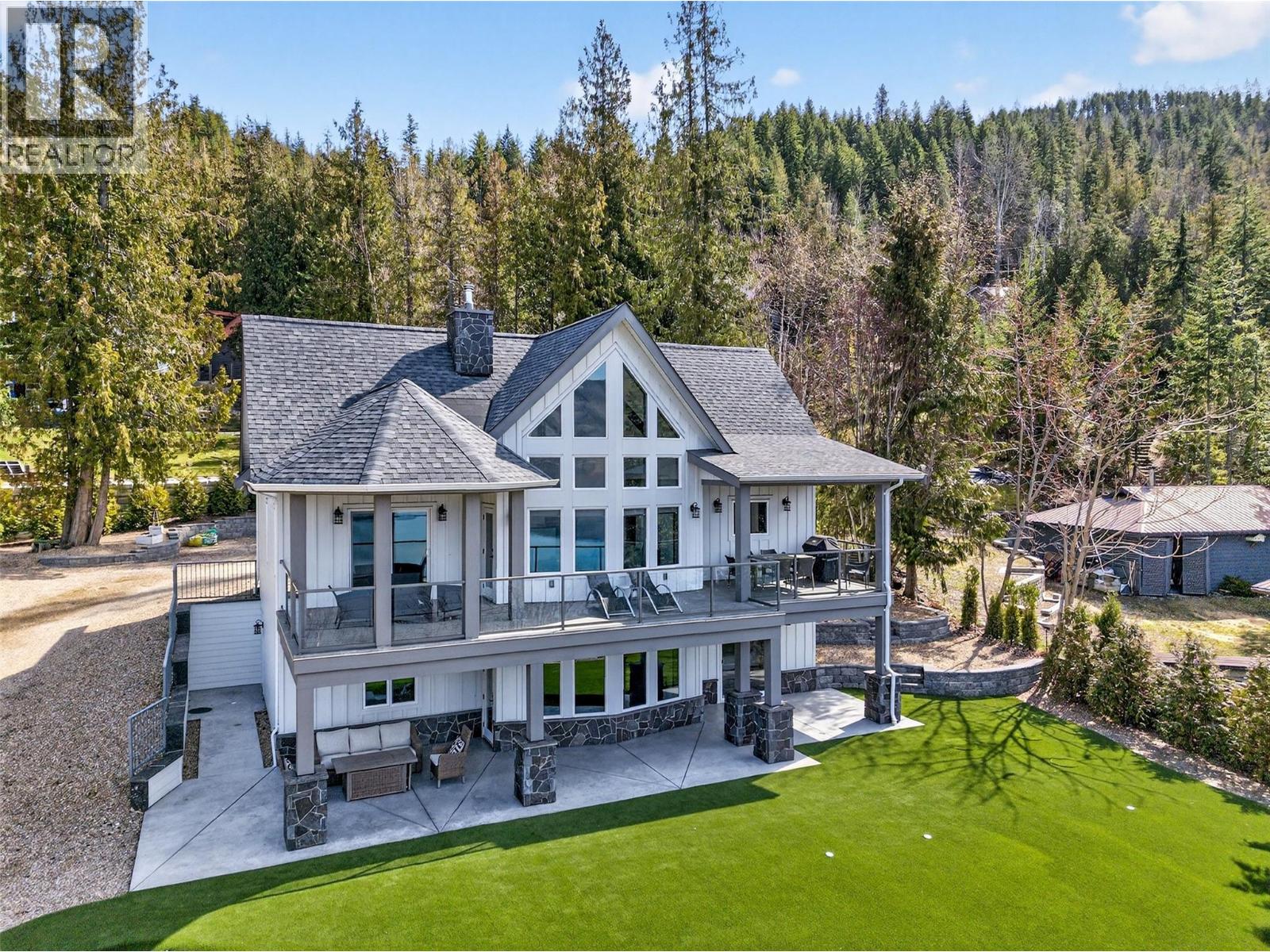 3216 Eagle Bay Road - 3