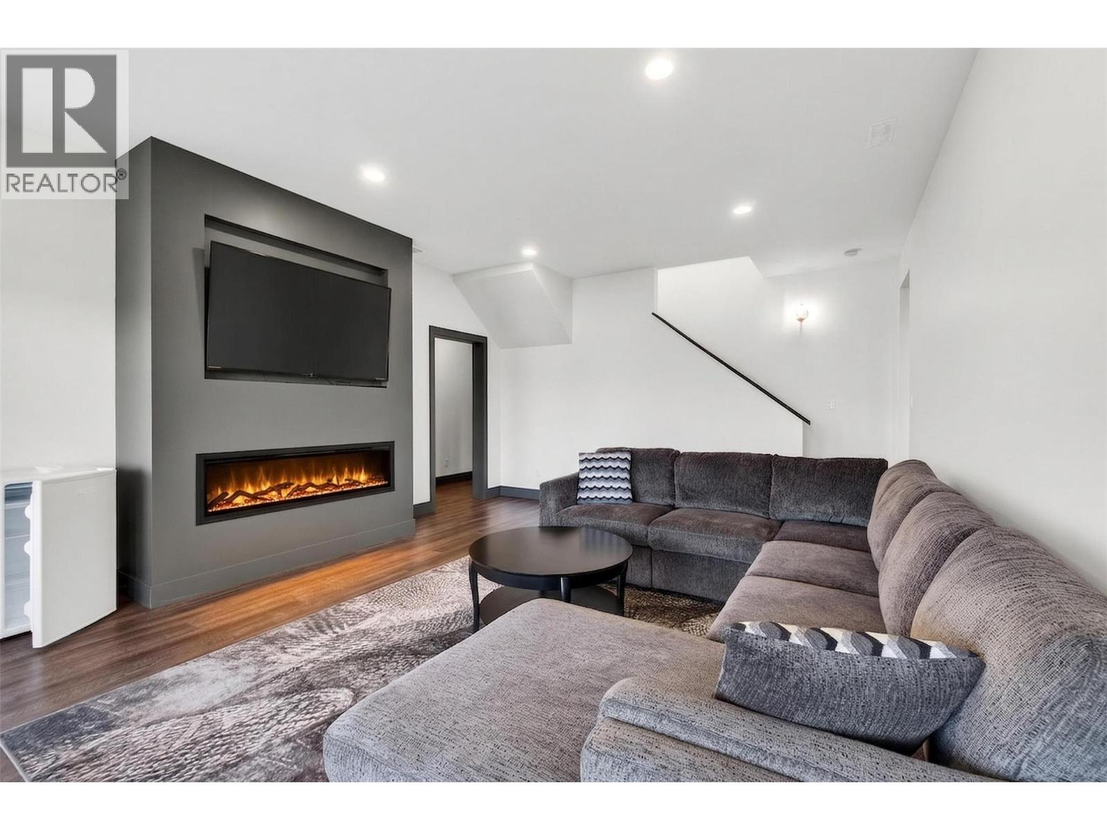 3216 Eagle Bay Road - 57