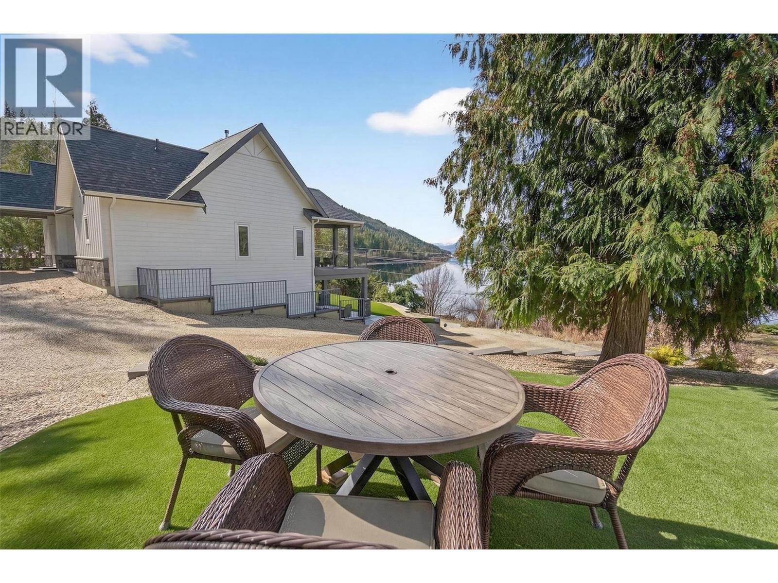 3216 Eagle Bay Road - 91