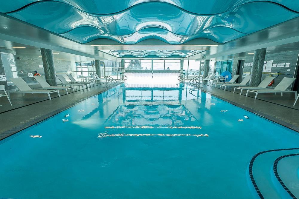 604 1500 MARTIN STREET, White Rock