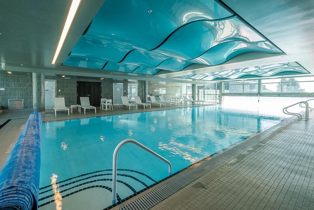 604 1500 MARTIN STREET, White Rock