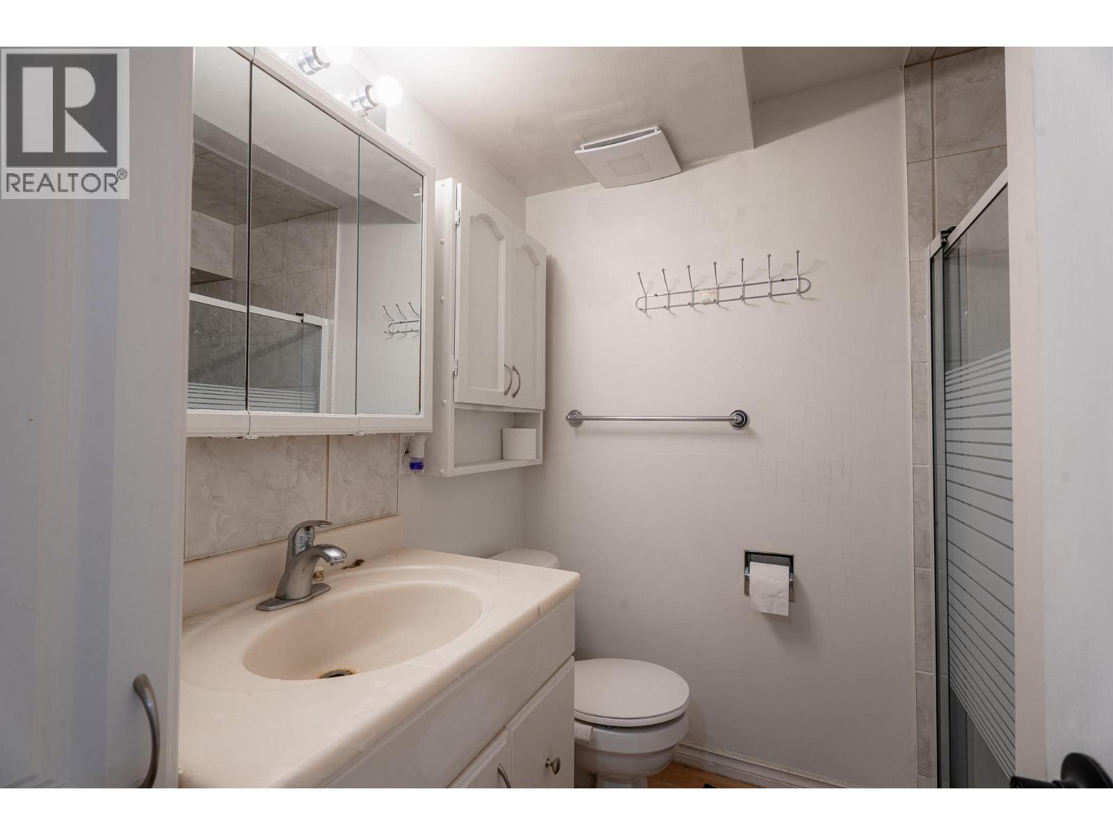 602 & 604 Brentwood Avenue, Kamloops