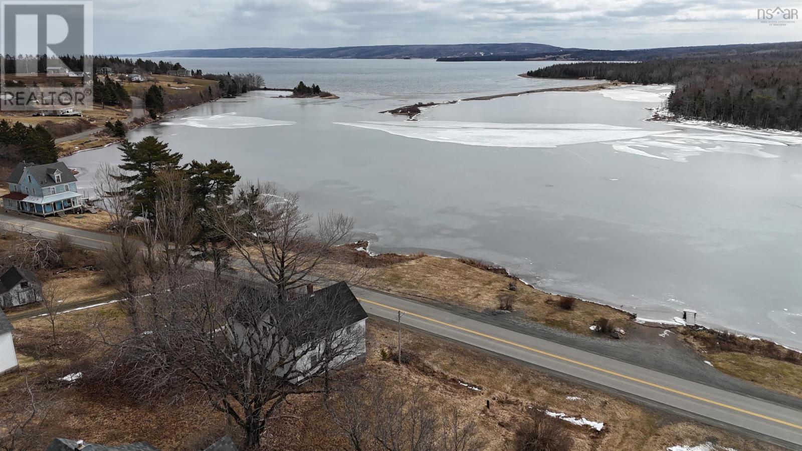 Property photo of 2149 Marble Mountain Rd