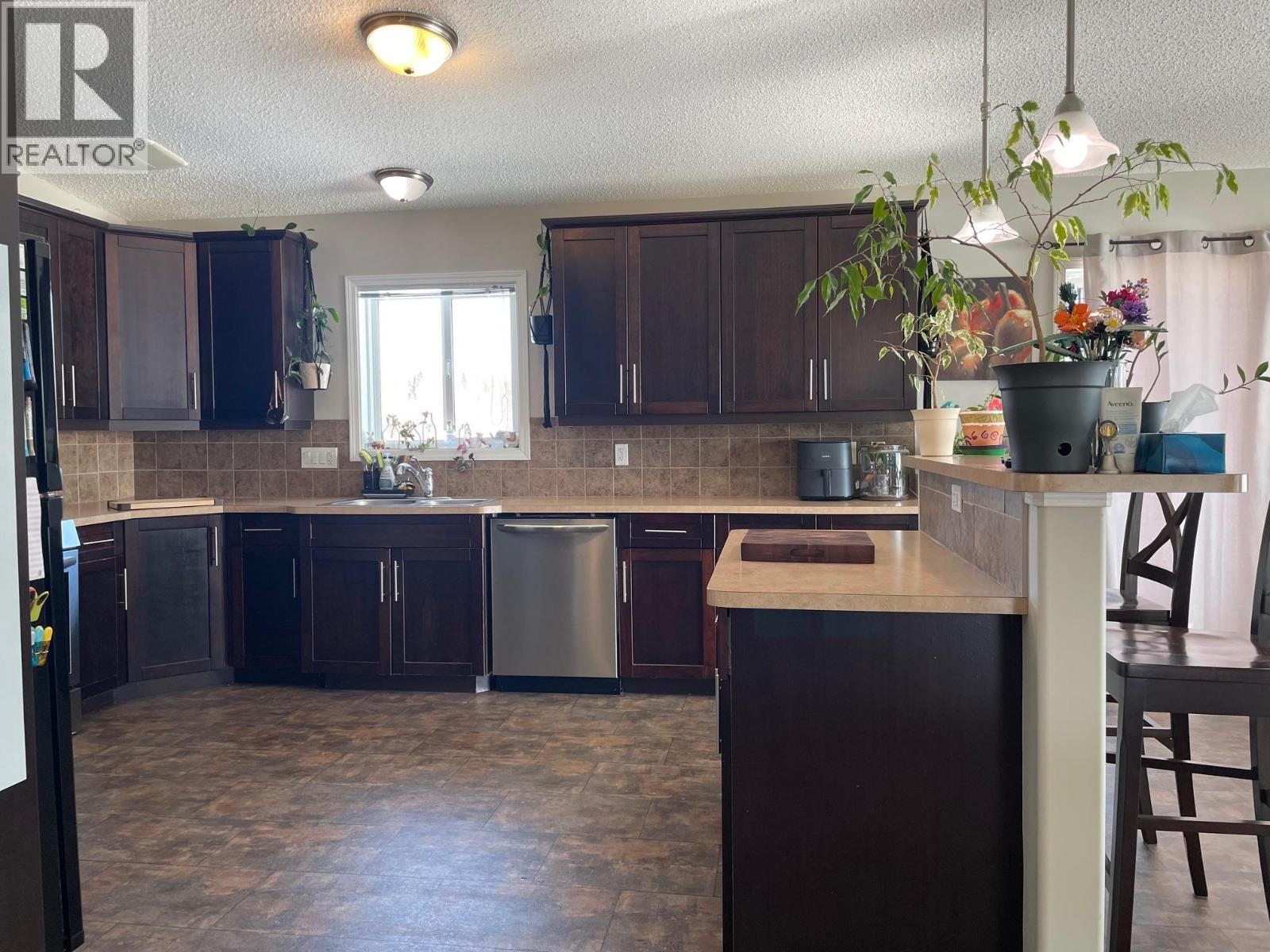 34 PEBBLE DRIVE, Fort Nelson