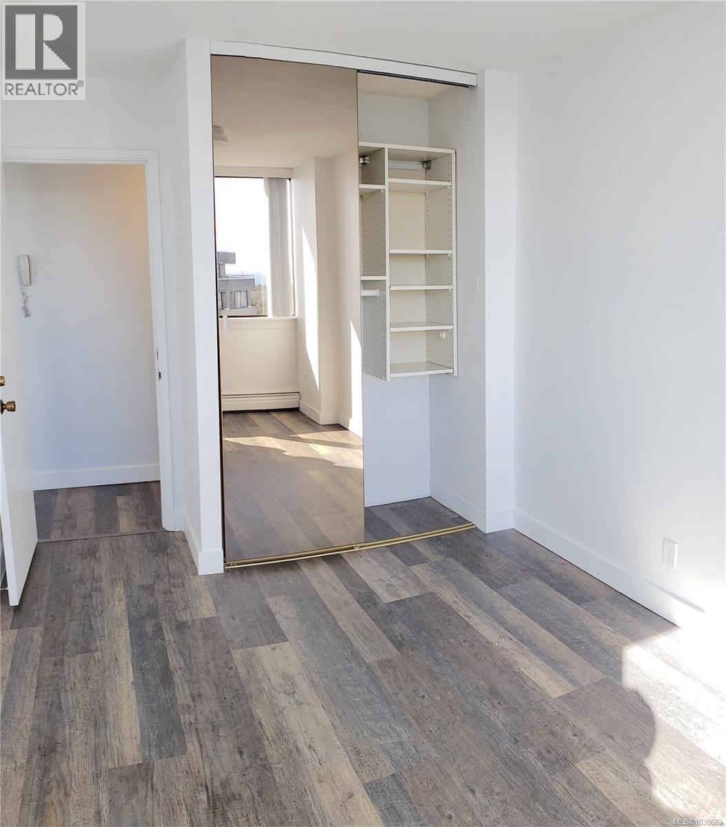 2210 647 Michigan Street, Victoria