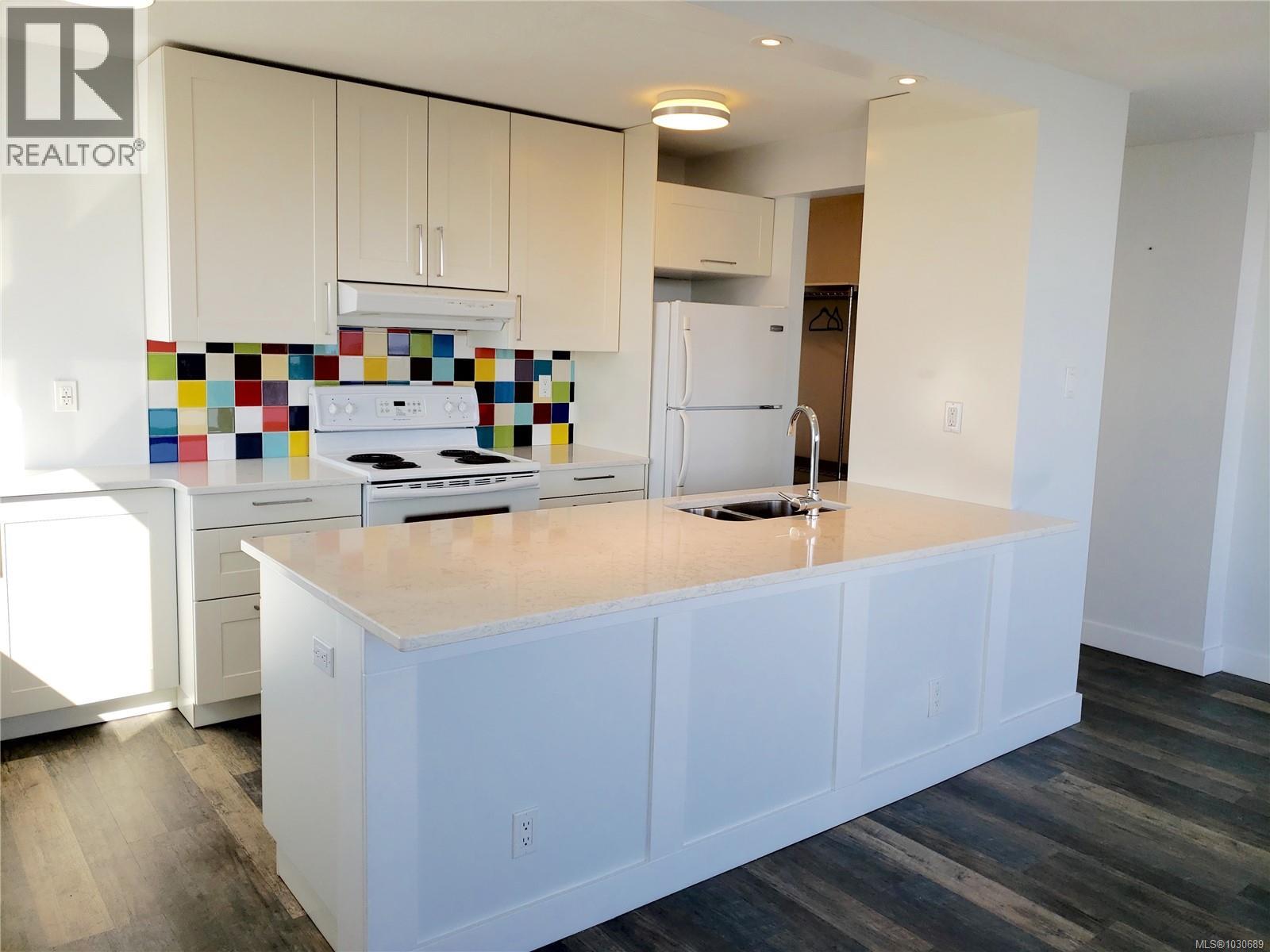 2210 647 Michigan Street, Victoria