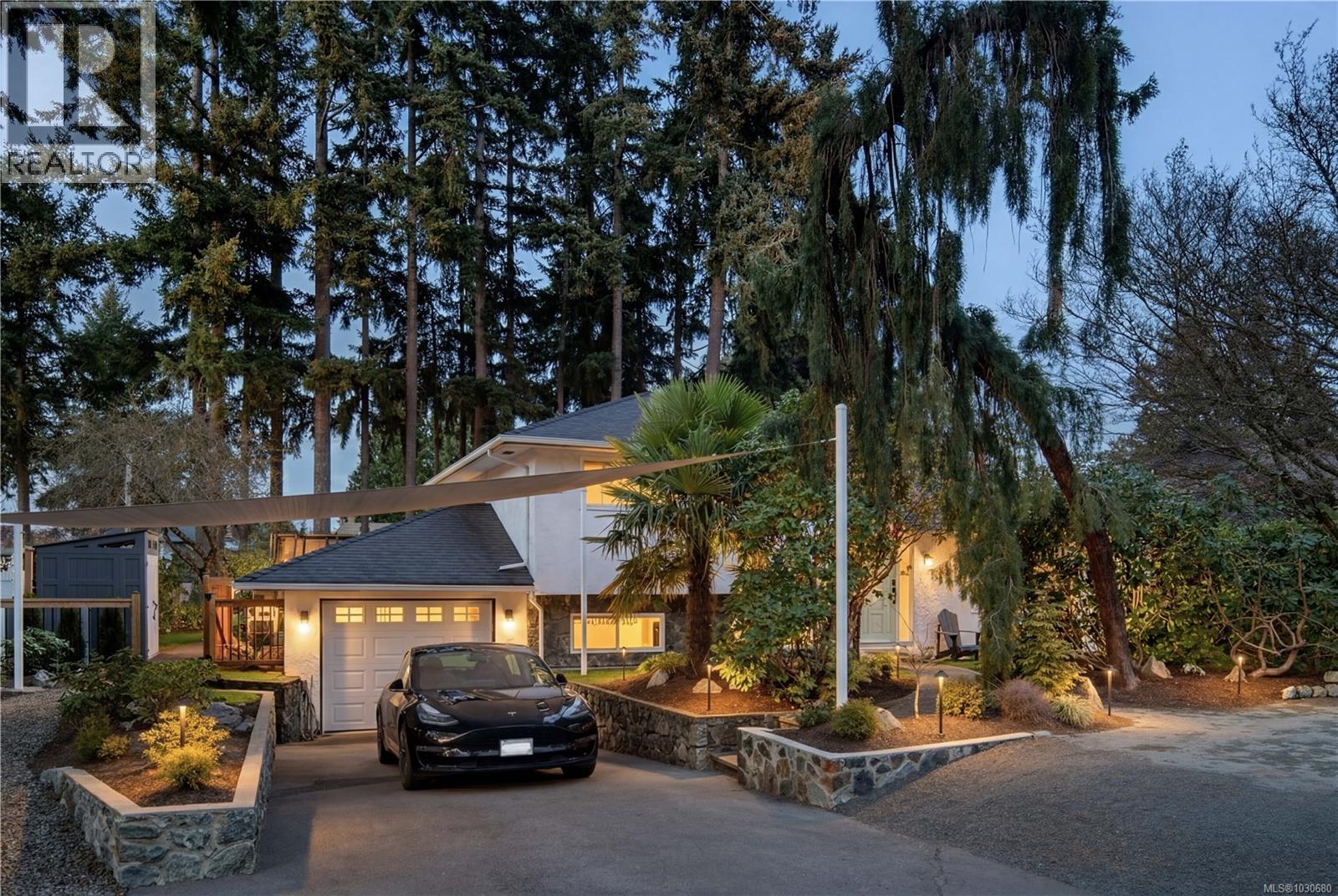 576 TENA PL - Image 2