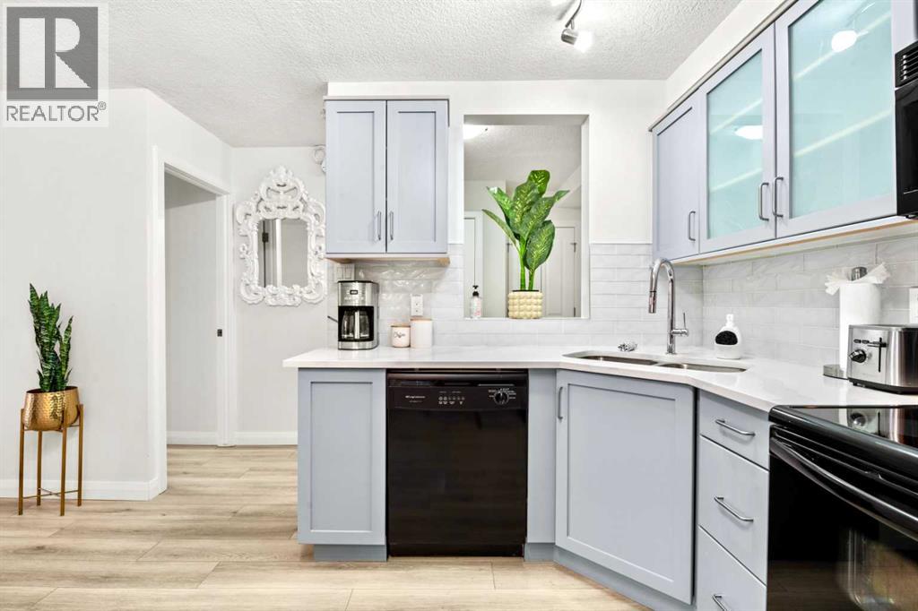 #301 605 14 AVENUE SW - 8