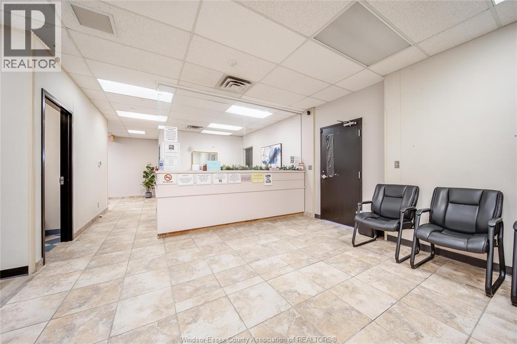 1100 OUELLETTE AVENUE, Windsor, Ontario, N8X1J6 — Photo 23