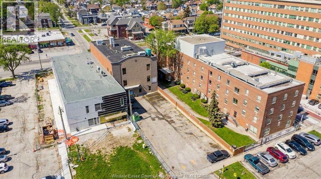 1100 OUELLETTE AVENUE, Windsor, Ontario, N8X1J6 — Photo 48