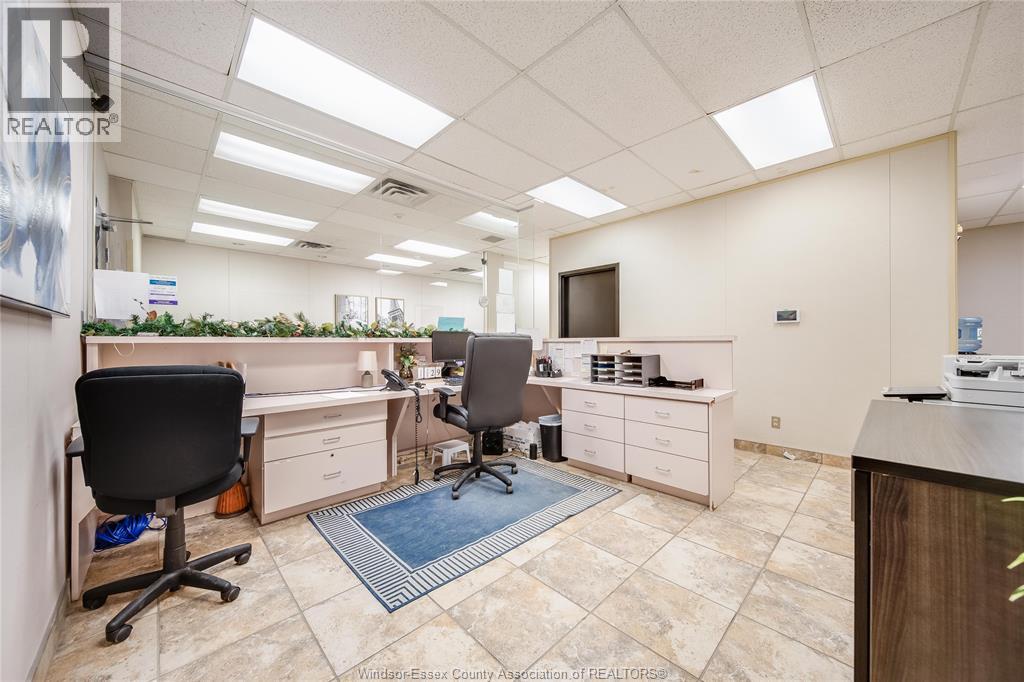 1100 OUELLETTE AVENUE, Windsor, Ontario, N8X1J6 — Photo 35