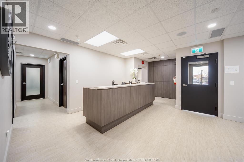 1100 OUELLETTE AVENUE, Windsor, Ontario, N8X1J6 — Photo 40
