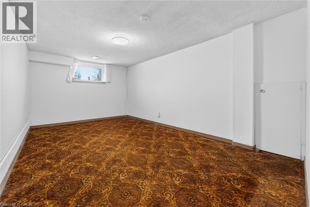 305 PINEGROVE Road, Oakville, Ontario, L6K3P8 — Photo 39