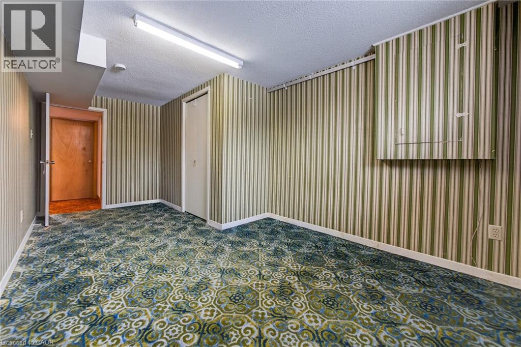 305 PINEGROVE Road, Oakville, Ontario, L6K3P8 — Photo 42