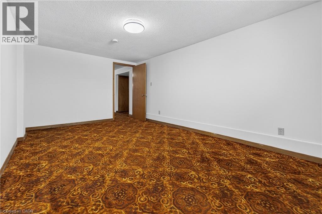 305 PINEGROVE Road, Oakville, Ontario, L6K3P8 — Photo 40