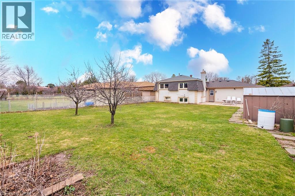305 PINEGROVE Road, Oakville, Ontario, L6K3P8 — Photo 49