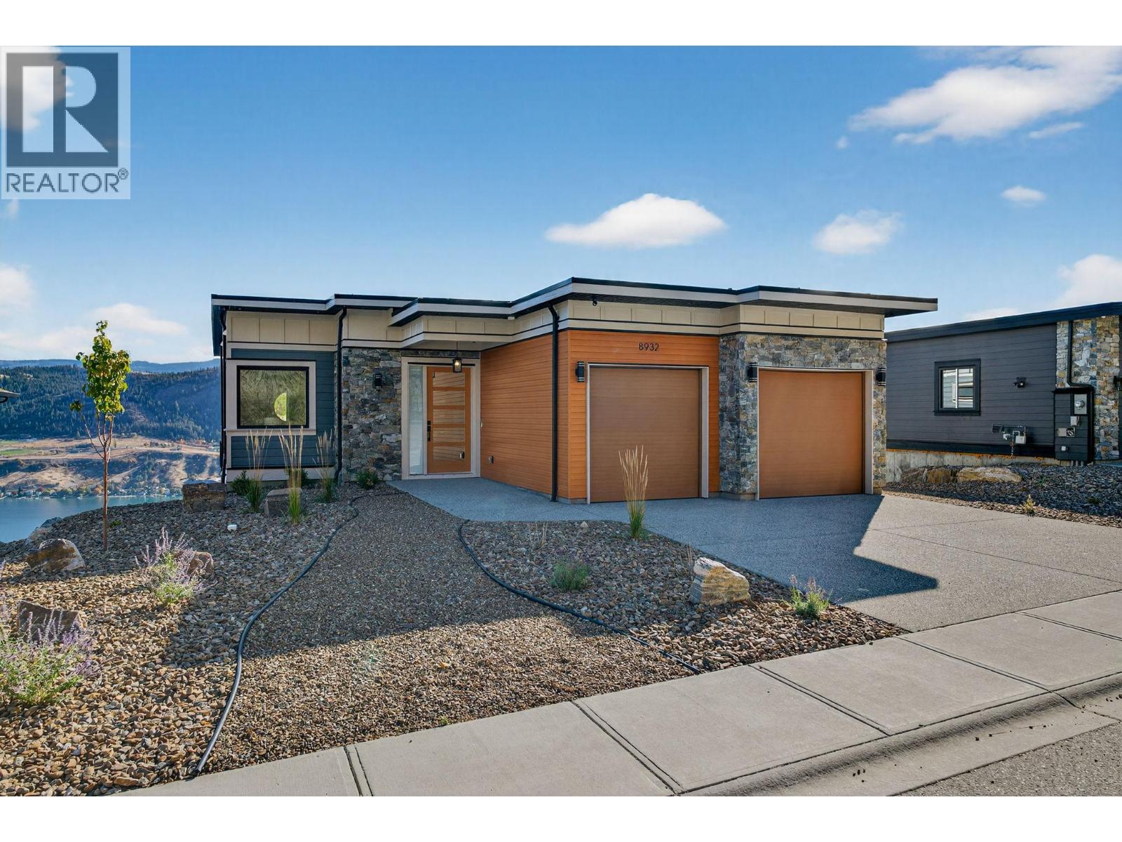 8932 TAVISTOCK ROAD - 48