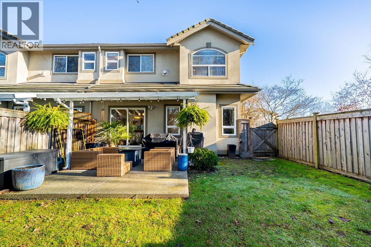 9 998 RIVERSIDE DRIVE, Port Coquitlam