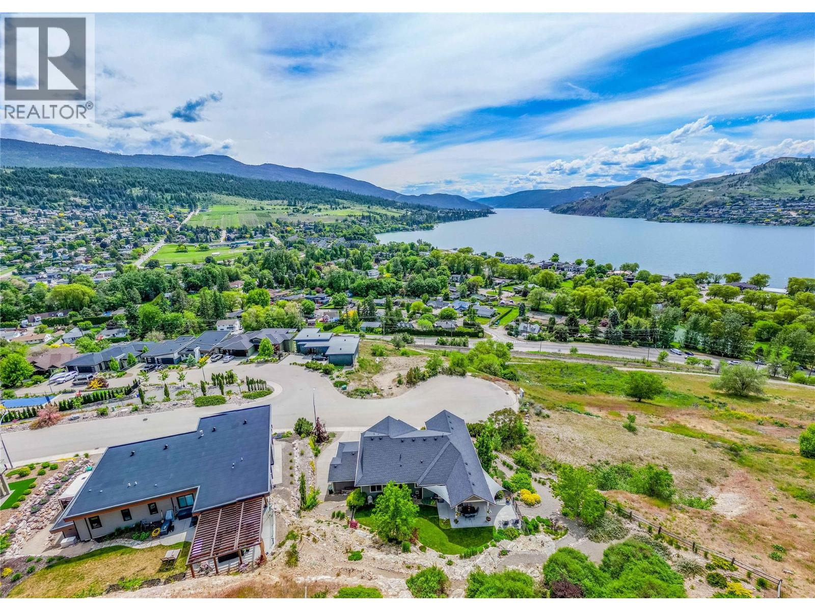 8780 Braeburn Drive, Coldstream