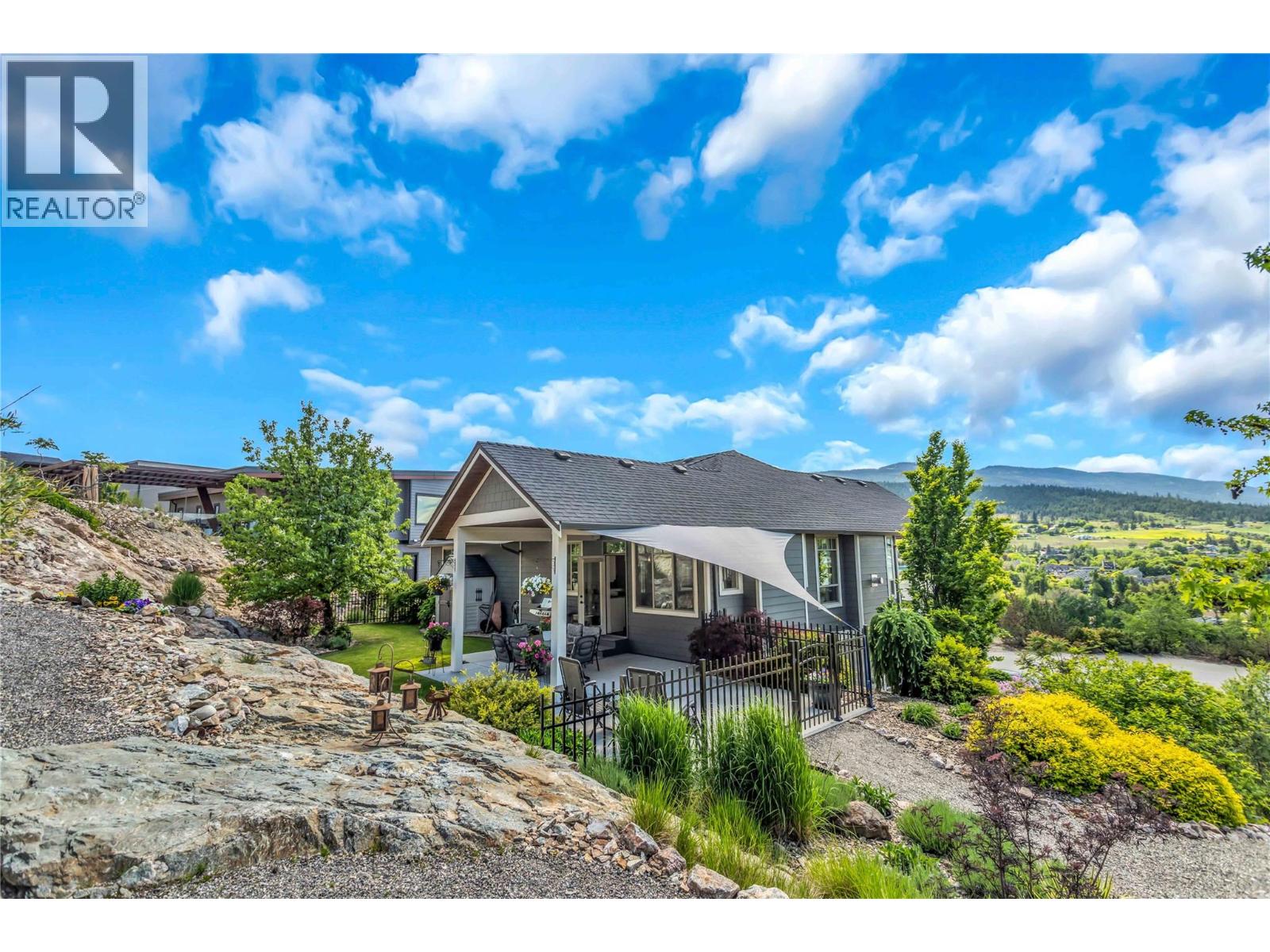 8780 Braeburn Drive, Coldstream