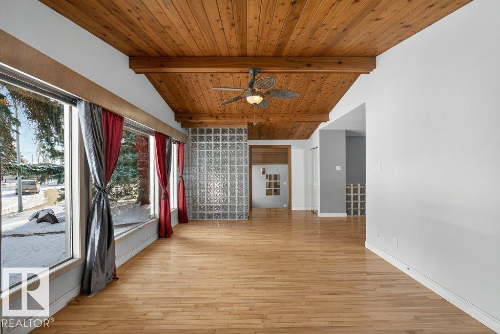 10316 42 ST E NW - 12