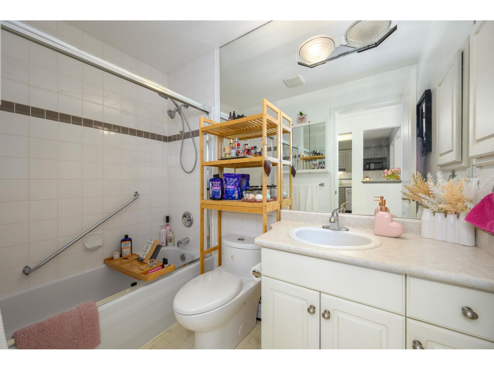 304 33150 4TH AVENUE, Mission