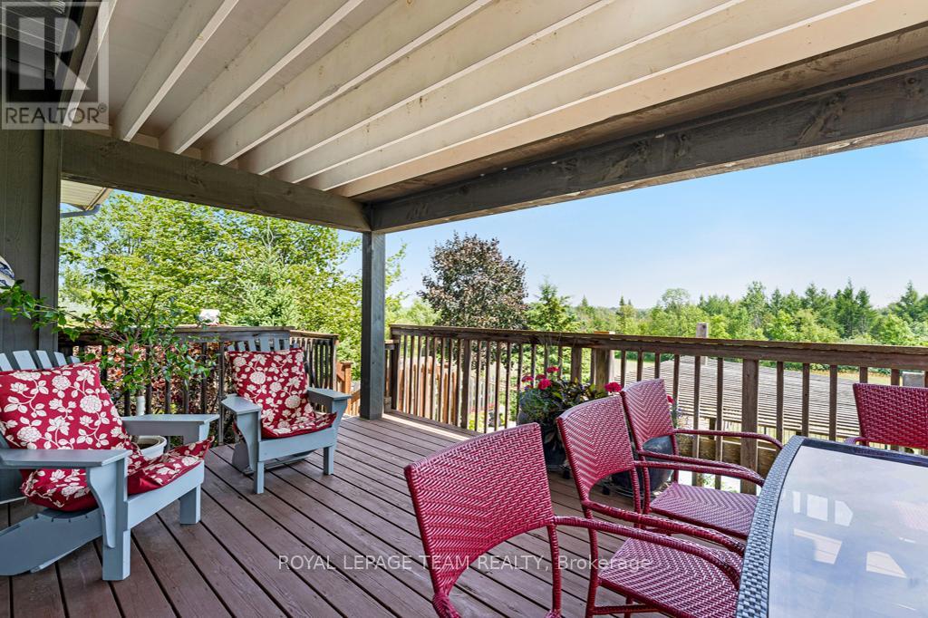 4636 DONNELLY DRIVE — photo 36