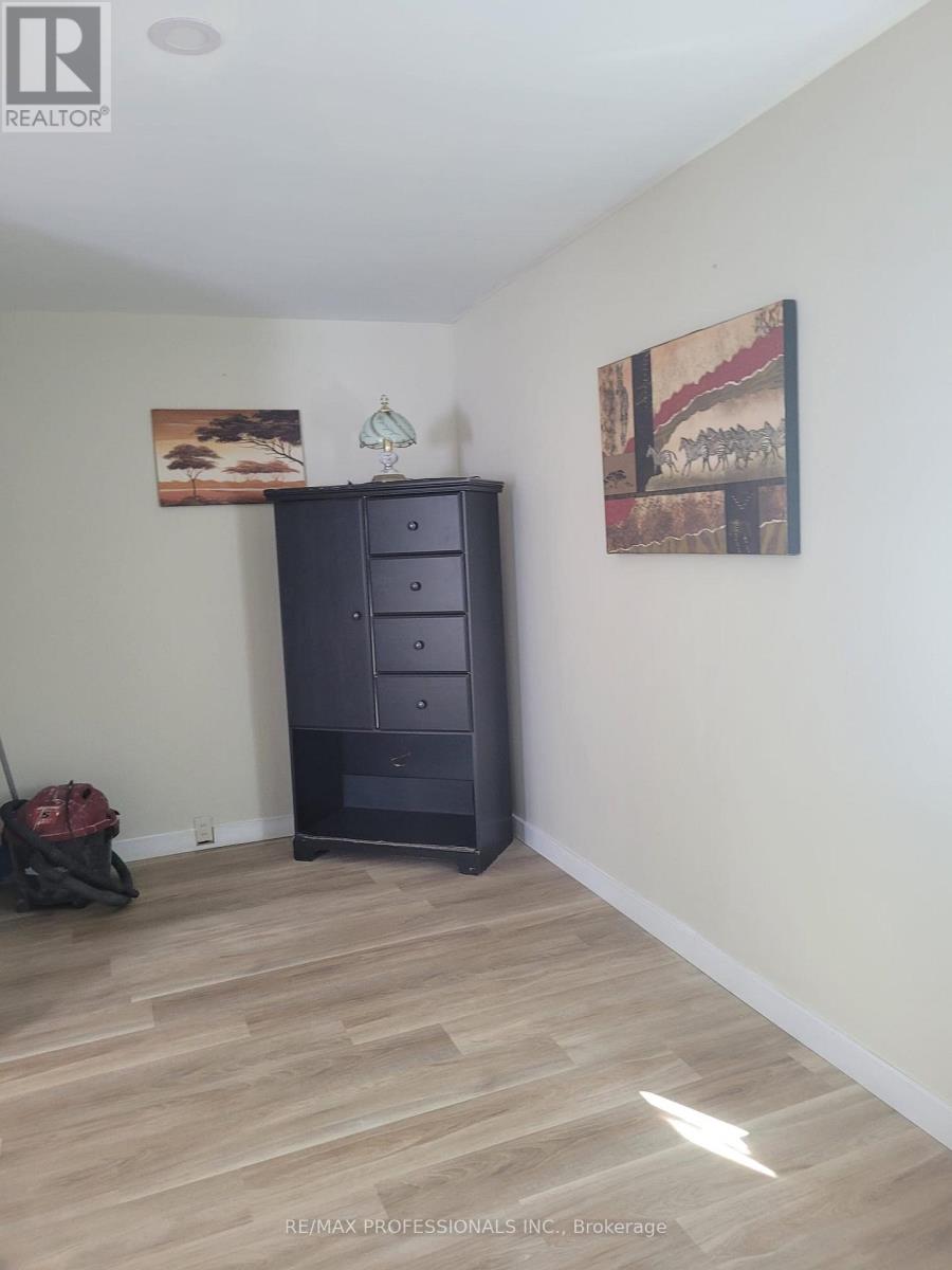 39 BECK STREET - 12