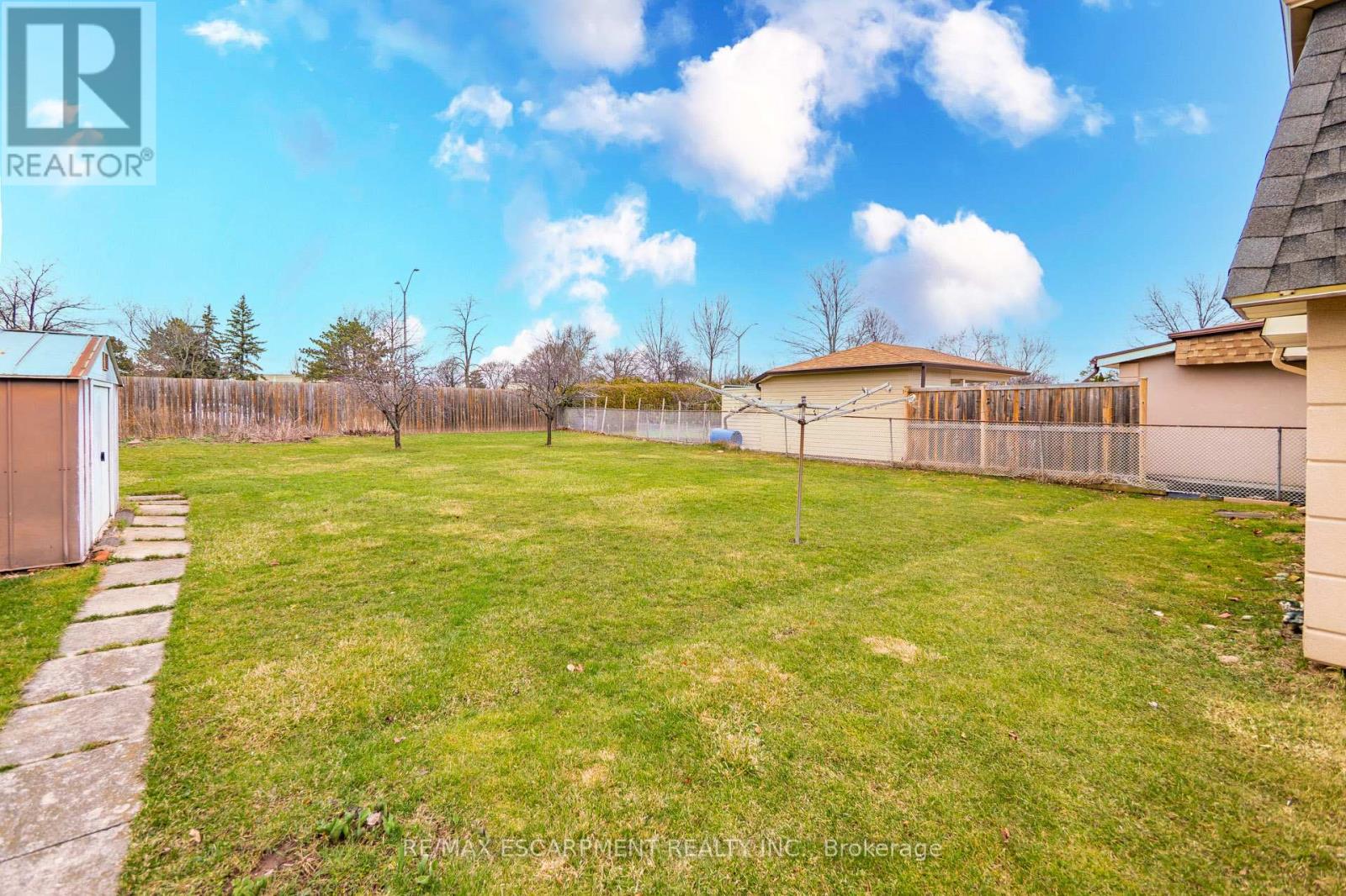 305 PINEGROVE ROAD - 47