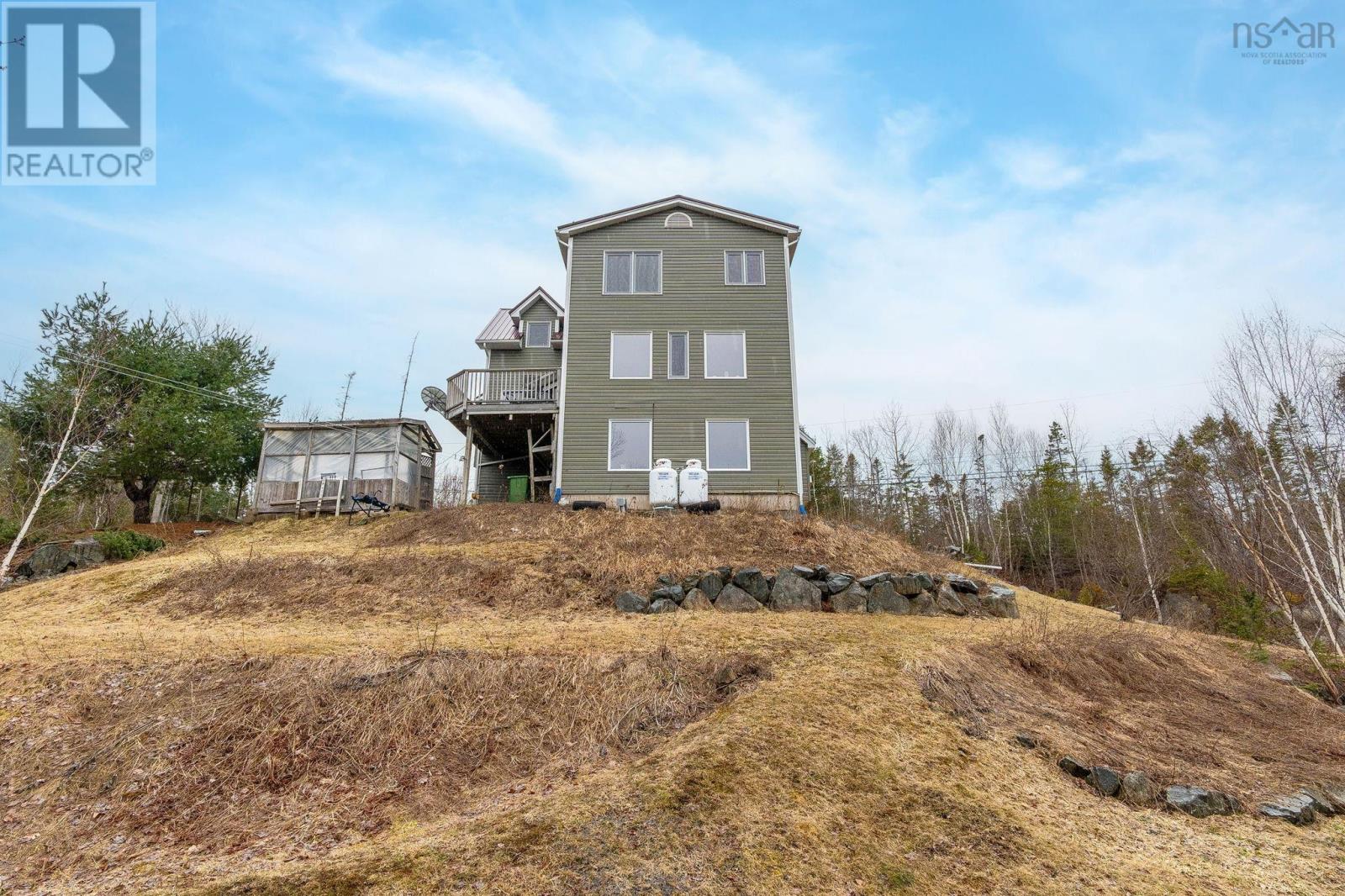 Property 48 of 50 of 31 Limestone Avenue