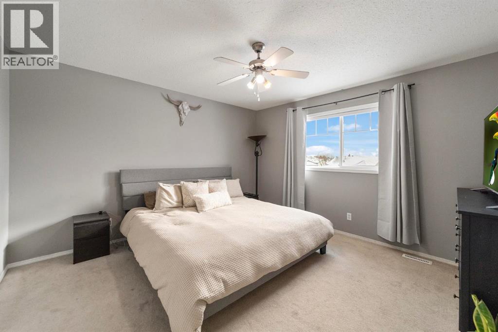 52 ELLIOTT DRIVE - 11