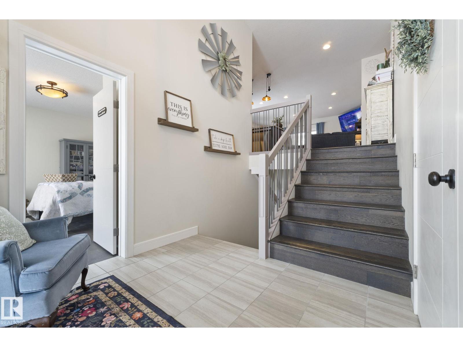 #7 53214 RGE ROAD 13 - 8