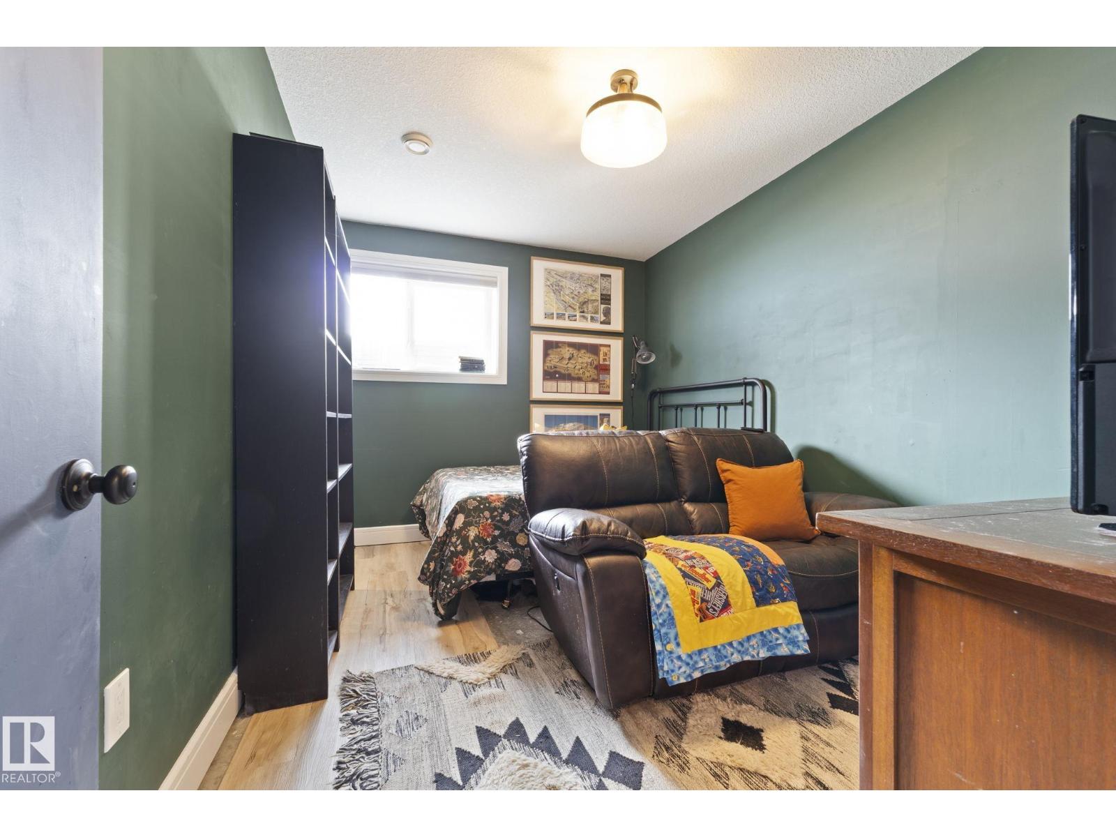 #7 53214 RGE ROAD 13 - 42