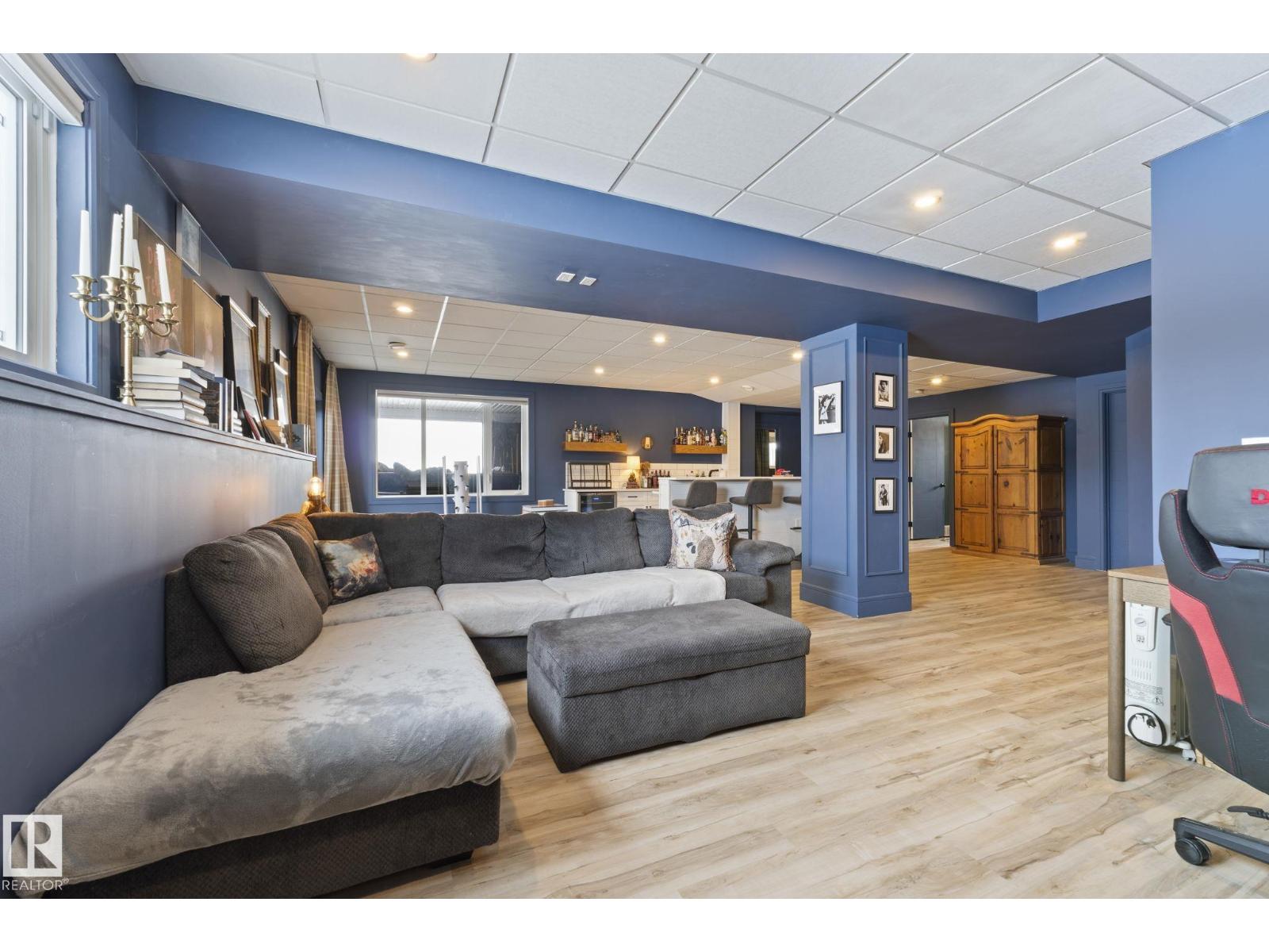 #7 53214 RGE ROAD 13 - 32