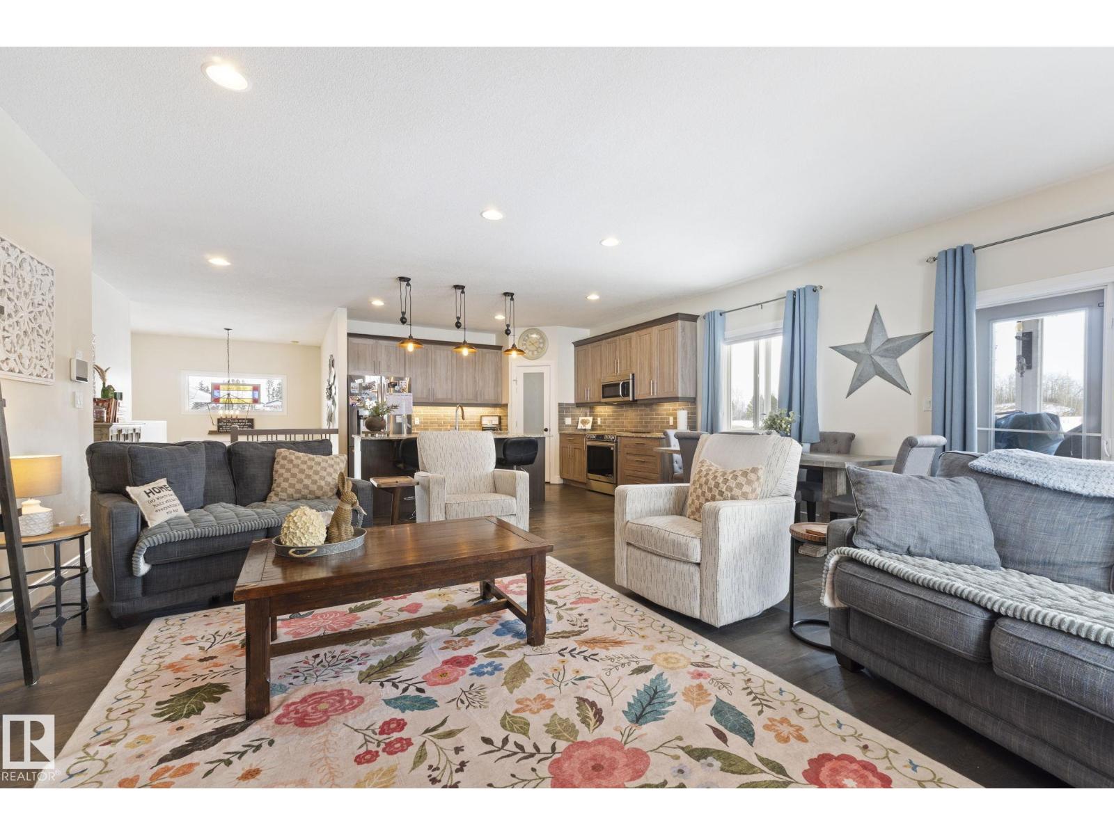 #7 53214 RGE ROAD 13 - 17