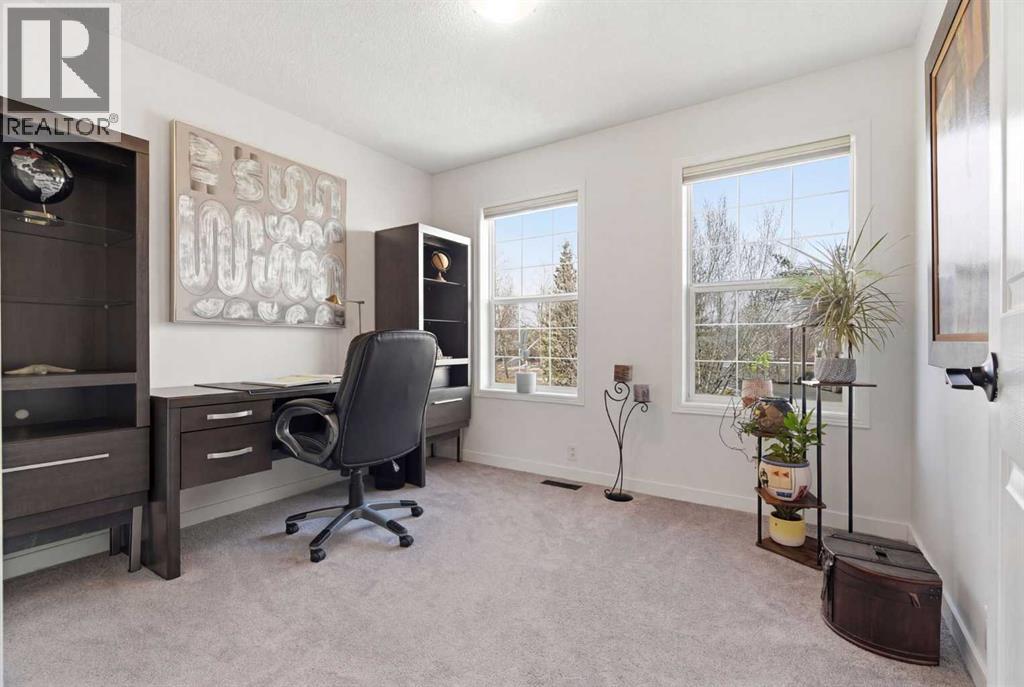 Single Family House for Sale in  Prestwick Green SE McKenzie Towne Calgary 