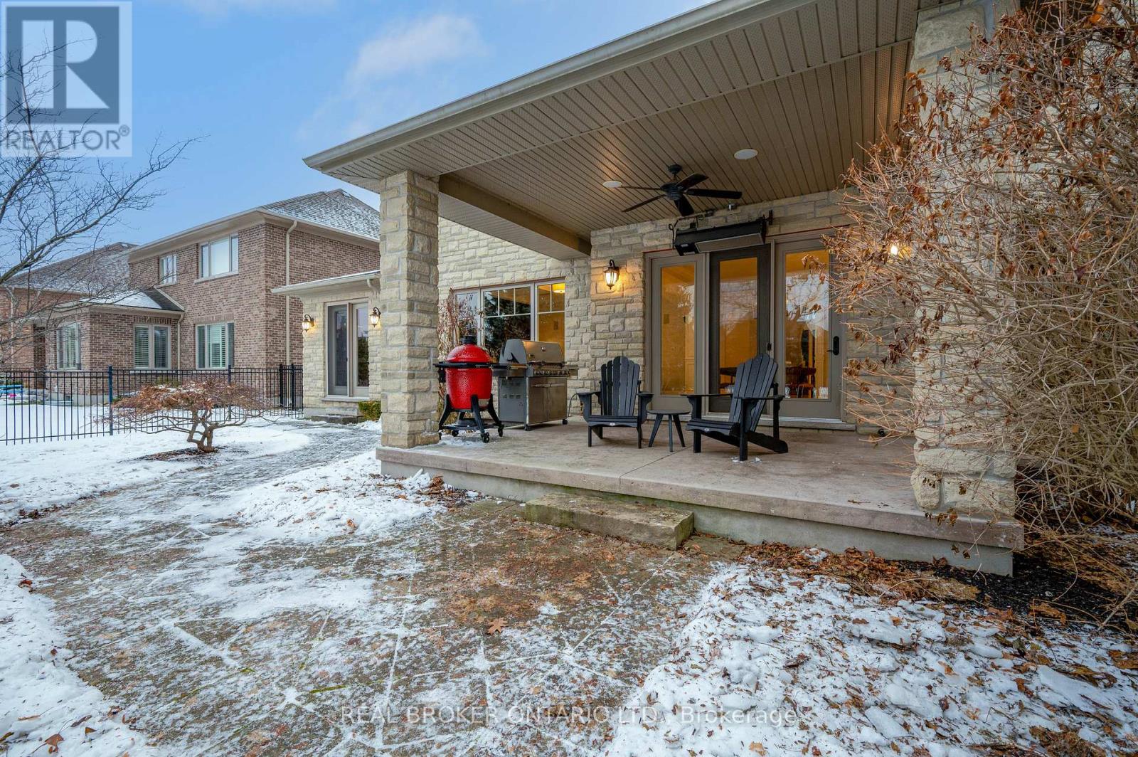 459 DEER RIDGE DRIVE