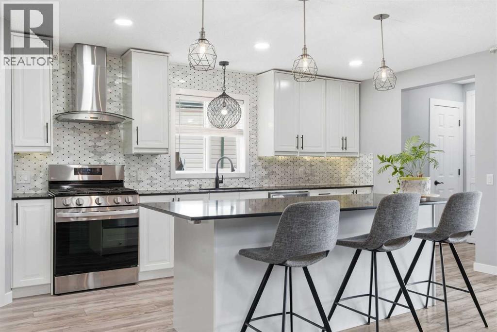 Single Family House for Sale in  Prestwick Green SE McKenzie Towne Calgary 