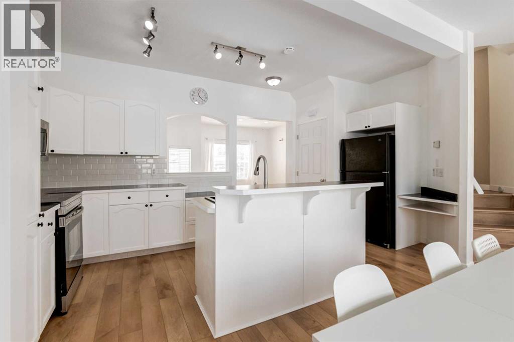 Single Family House for Sale in  Everstone Road SW Evergreen Calgary 