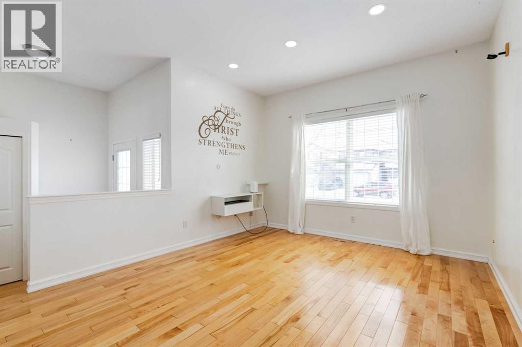 Single Family House for Sale in  Everstone Road SW Evergreen Calgary 