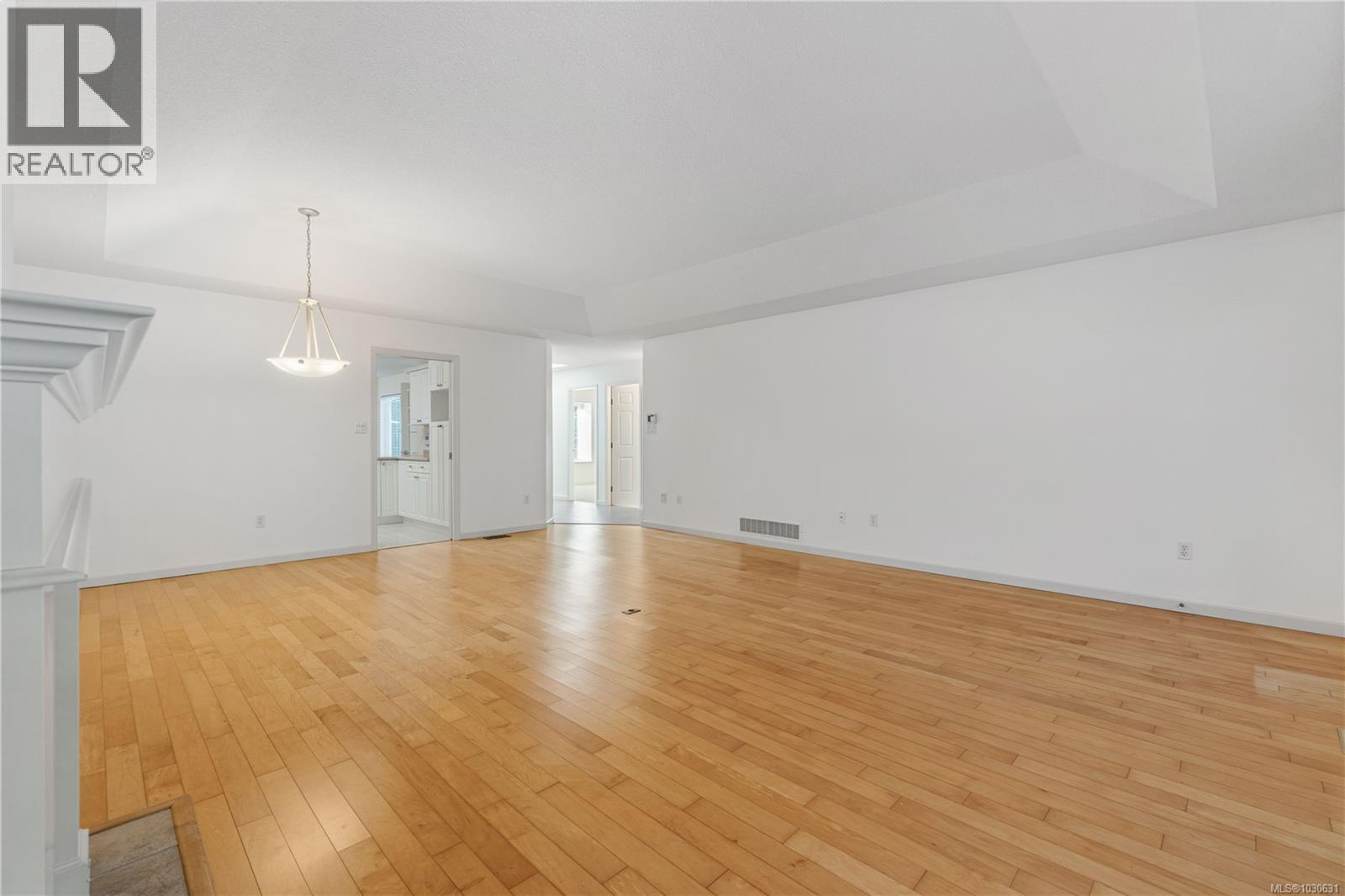 #1 850 ARBUTUS ST - 17