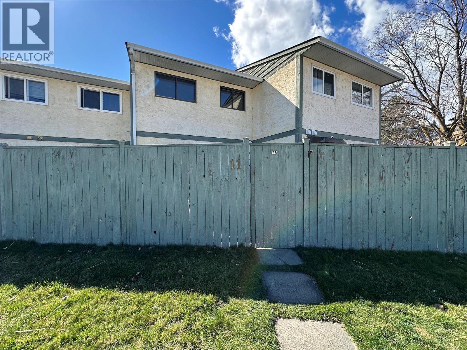 #11 6370 Park Drive - 33