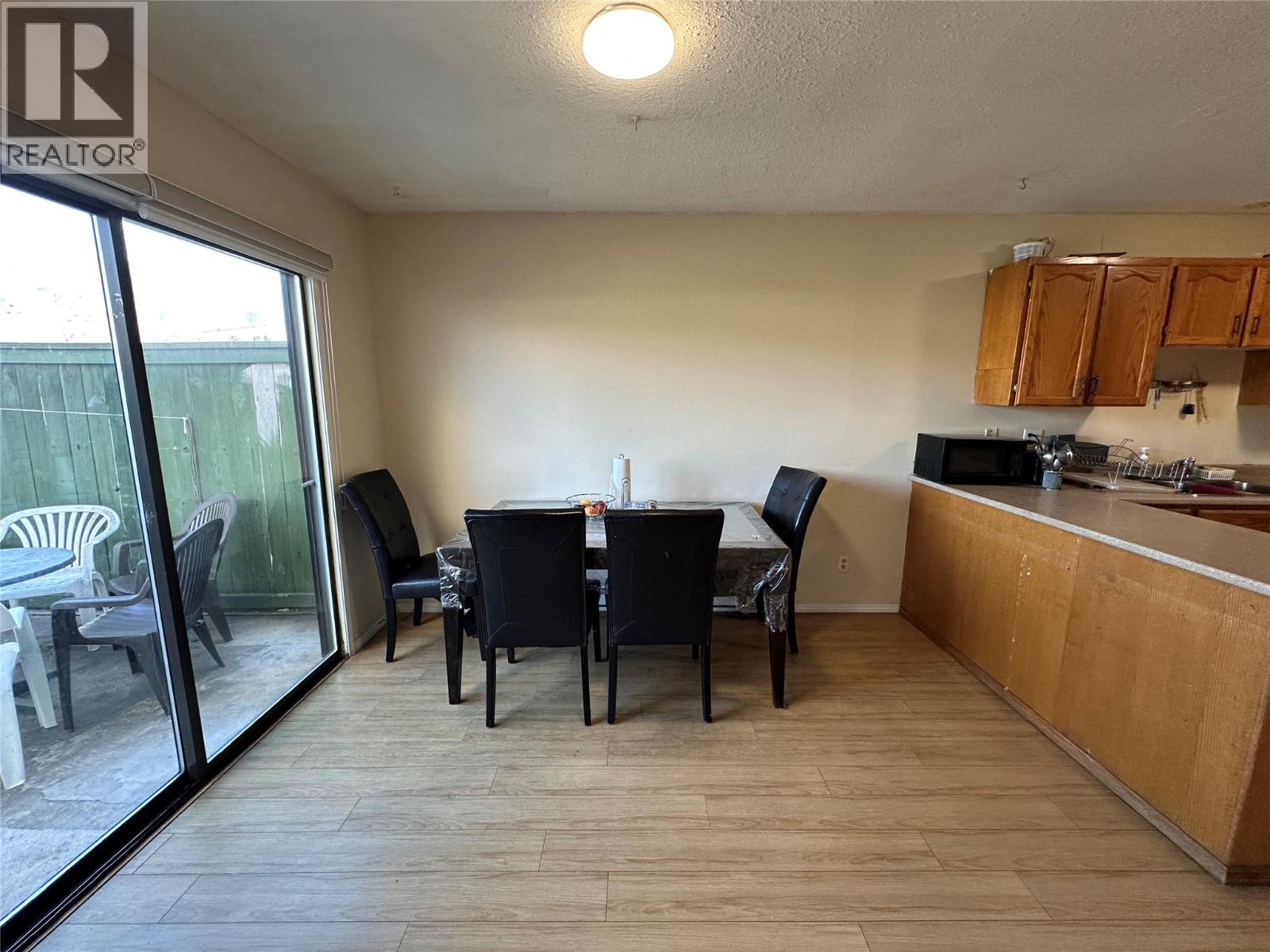 6370 Park Drive Unit# 11, Oliver