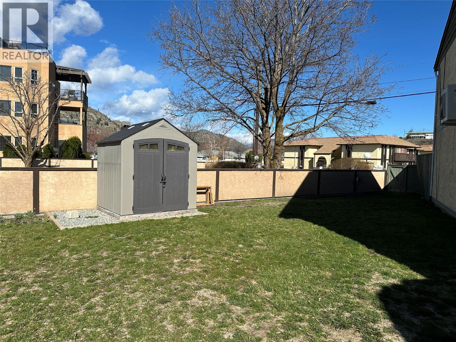 6370 Park Drive Unit# 11, Oliver