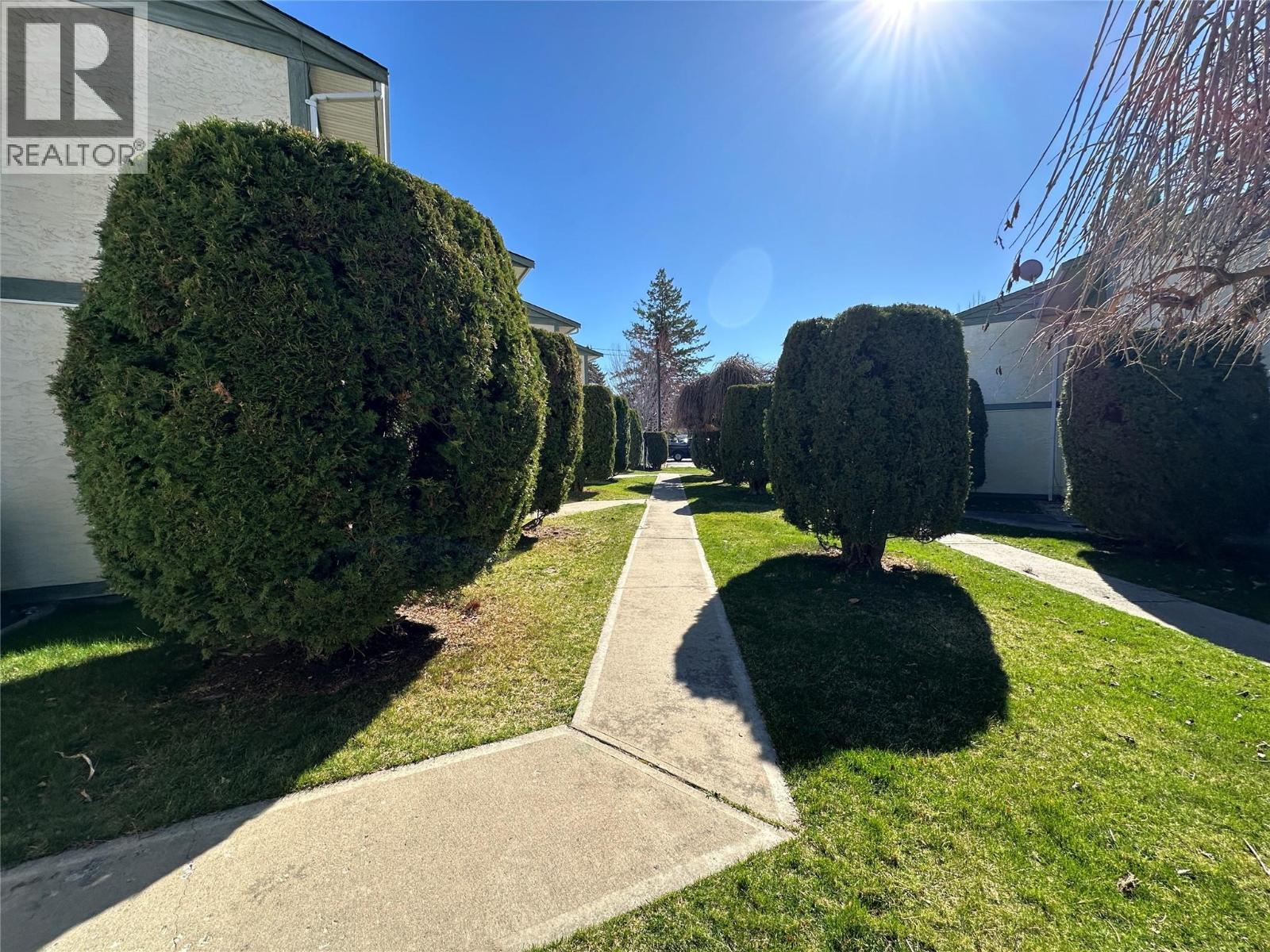 #11 6370 Park Drive - 28